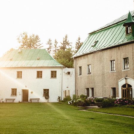 Hotel Lesny Dwor W Gorach Sowich Woliborz Esterno foto