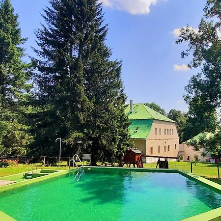 Hotel Lesny Dwor W Gorach Sowich Woliborz Esterno foto