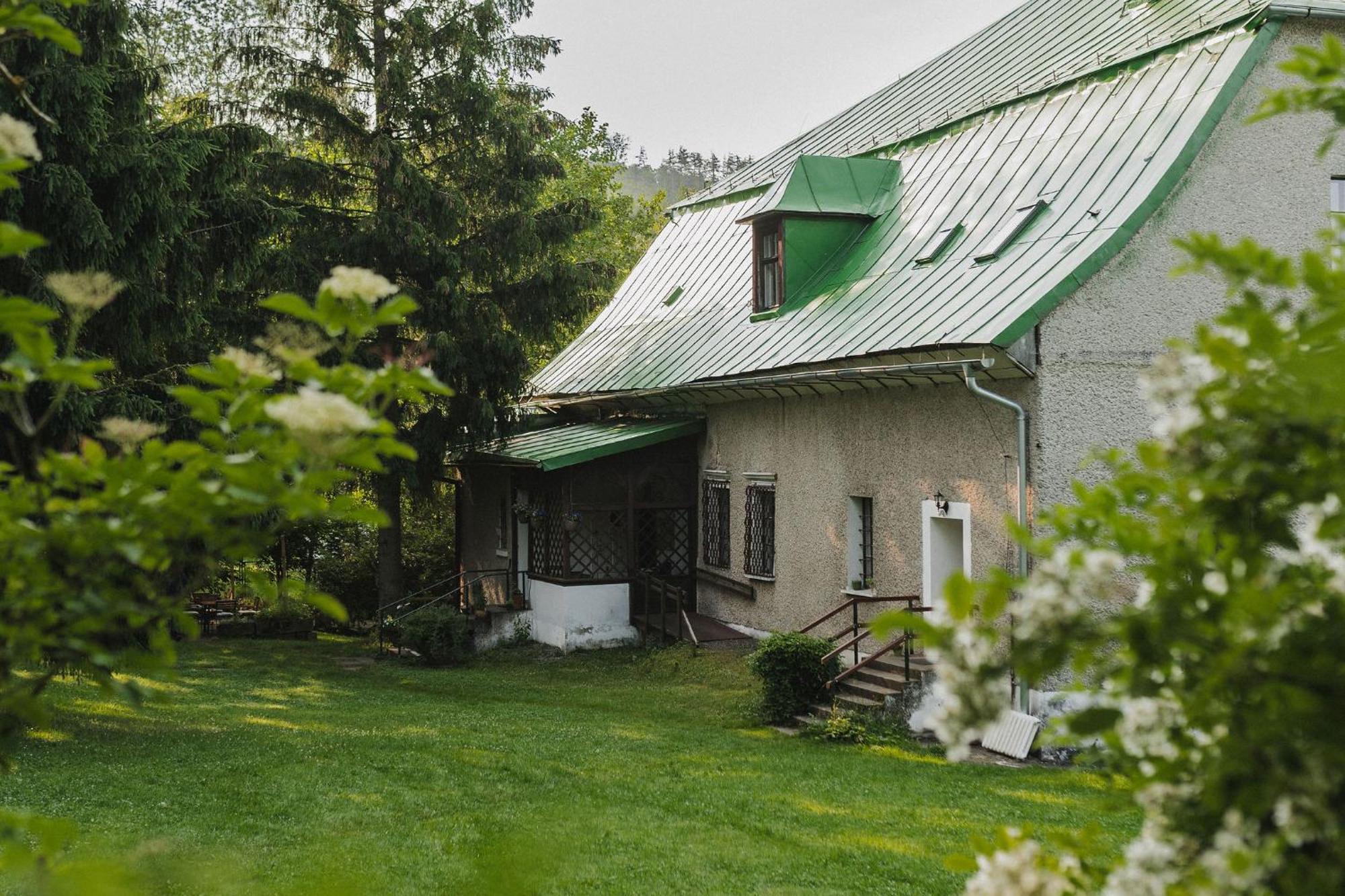 Hotel Lesny Dwor W Gorach Sowich Woliborz Esterno foto