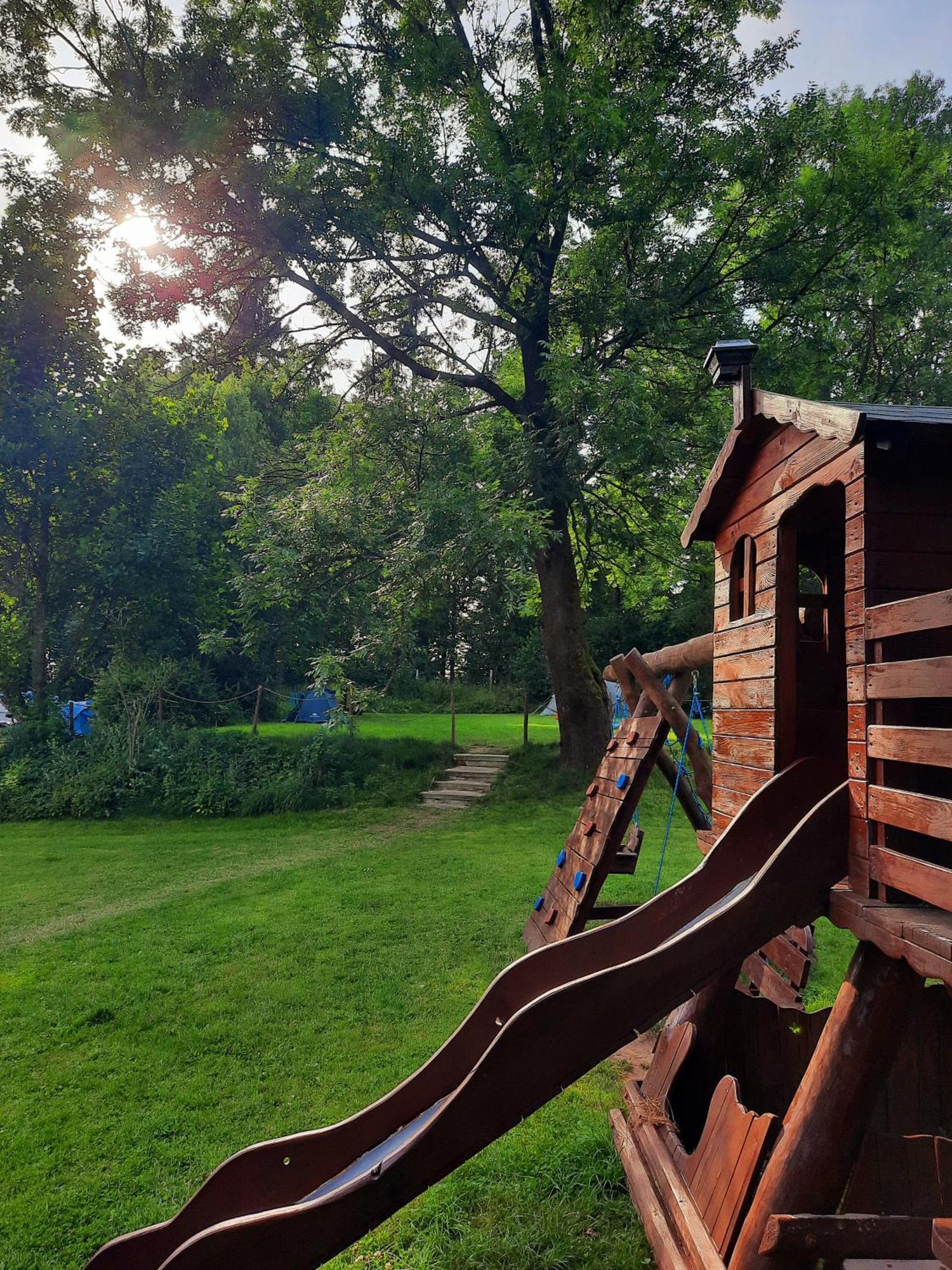 Hotel Lesny Dwor W Gorach Sowich Woliborz Esterno foto